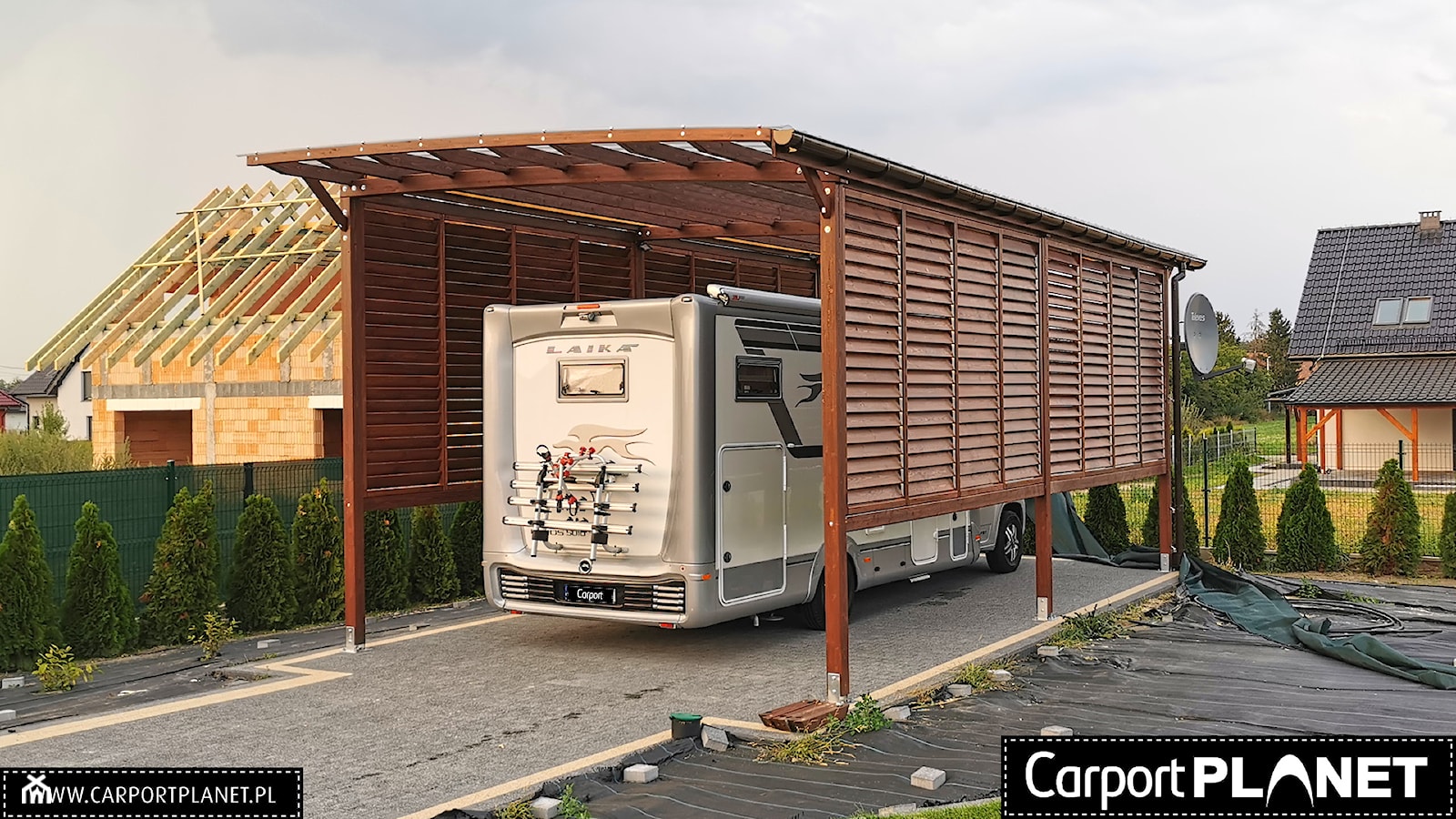 Wiata garażowa zadaszenie na kampera - zdjęcie od Carport Planet - Homebook