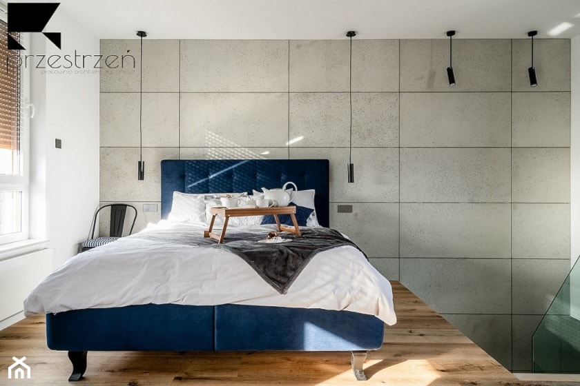 LOFTOVE LOVE - Średnia biała szara sypialnia, styl industrialny - zdjęcie od Przestrzen Pracownia architektury wnetrz Krystyna Sabada