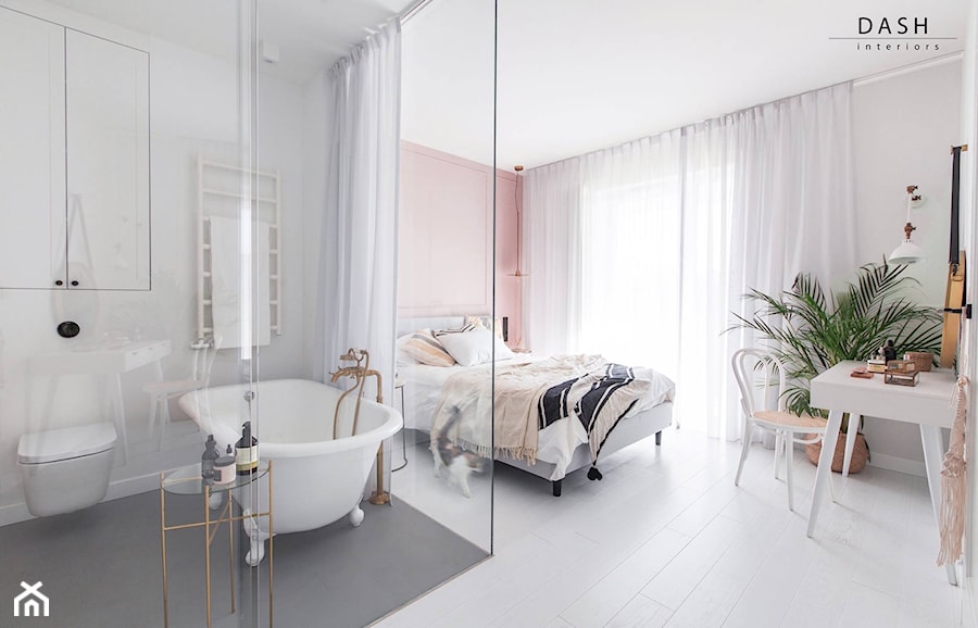 Mieszkanie na warszawskim Żoliborzu - Średnia beżowa szara sypialnia z łazienką, styl skandynawski - zdjęcie od Dash Interiors