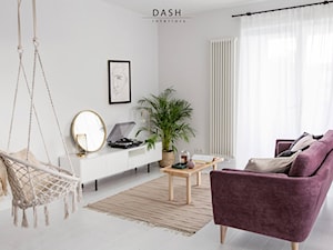 Mieszkanie na warszawskim Żoliborzu - Mały szary salon, styl skandynawski - zdjęcie od Dash Interiors