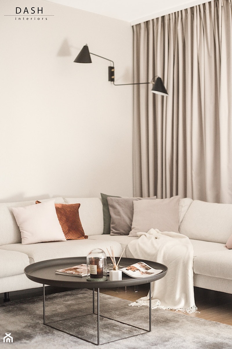 Mieszkanie na warszawskim Mokotowie - Biały salon, styl nowoczesny - zdjęcie od Dash Interiors