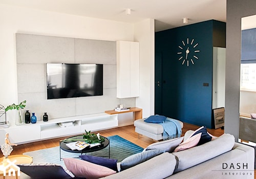 Mieszkanie na warszawskich Bielanach - Średni biały niebieski szary salon, styl nowoczesny - zdjęcie od Dash Interiors
