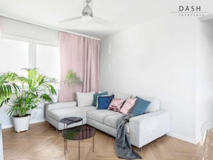 Mieszkanie pod Warszawą - Średni biały salon, styl nowoczesny - zdjęcie od Dash Interiors