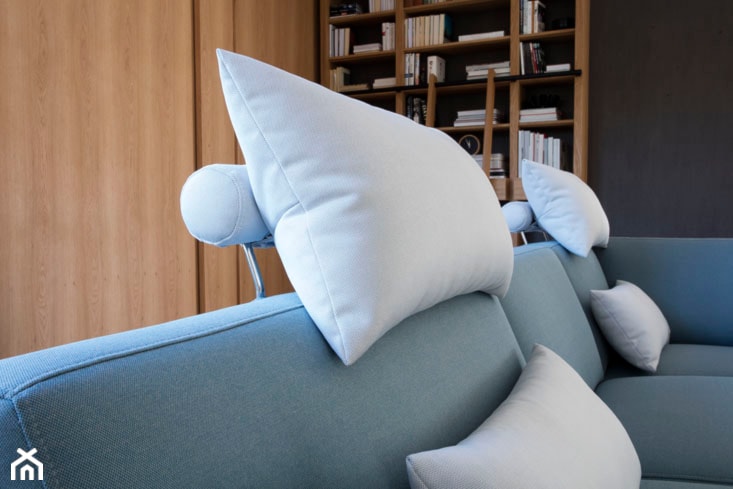 Plain - sofa modułowa z funkcją relaksu - zdjęcie od Bizzarto - Homebook