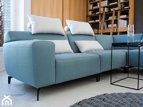 Aranżacje wnętrz - Salon: Plain - sofa modułowa z funkcją relaksu - Bizzarto. Przeglądaj, dodawaj i zapisuj najlepsze zdjęcia, pomysły i inspiracje designerskie. W bazie mamy już prawie milion fotografii!