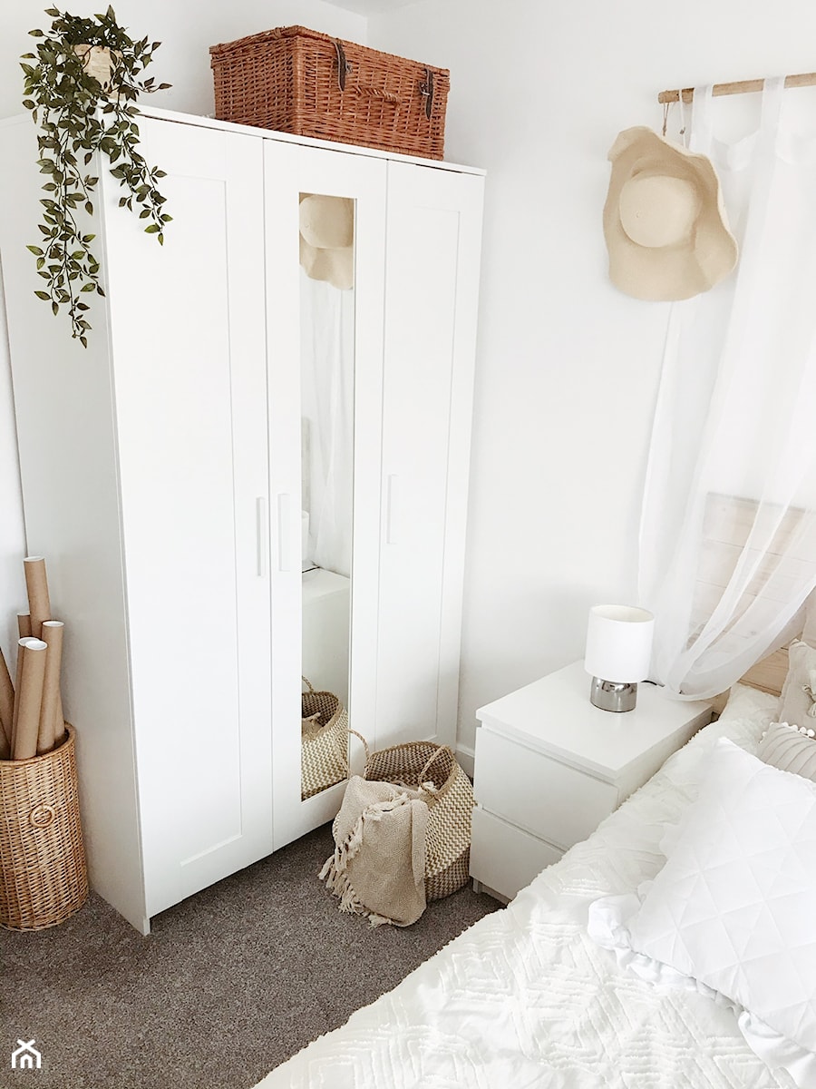 Sypialnia jasna w stylu skandynawskim - zdjęcie od magda_homeuk