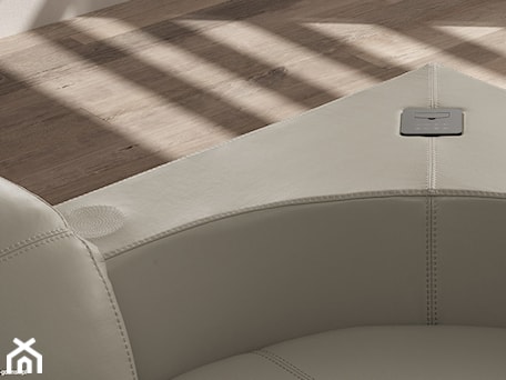 Aranżacje wnętrz - Salon: Sofa Surround Natuzzi Italia - NATUZZI SALON MEBLI WŁOSKICH . Przeglądaj, dodawaj i zapisuj najlepsze zdjęcia, pomysły i inspiracje designerskie. W bazie mamy już prawie milion fotografii!