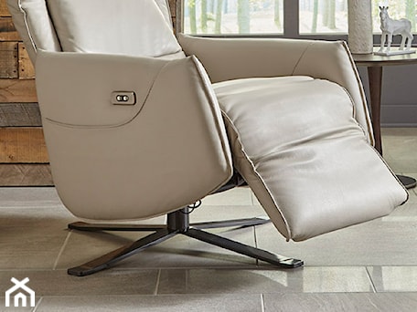 Aranżacje wnętrz - Salon: Fotel Batticuore Natuzzi Editions - NATUZZI SALON MEBLI WŁOSKICH . Przeglądaj, dodawaj i zapisuj najlepsze zdjęcia, pomysły i inspiracje designerskie. W bazie mamy już prawie milion fotografii!