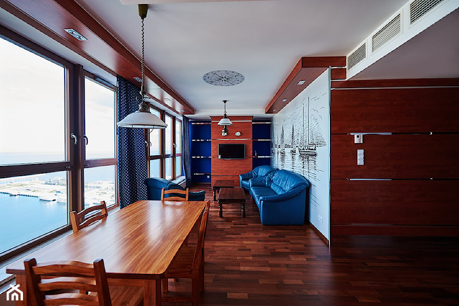 Nadmorski styl - Individual - Średni niebieski szary salon z jadalnią - zdjęcie od Interiors Poland