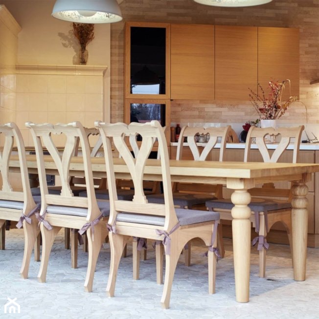 Stół z krzesłami z litego drewna - zdjęcie od SiGFurniture - Homebook
