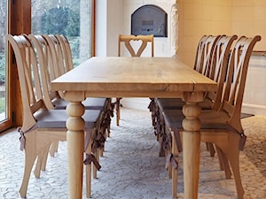 Stół z krzesłami z litego drewna - zdjęcie od SiGFurniture