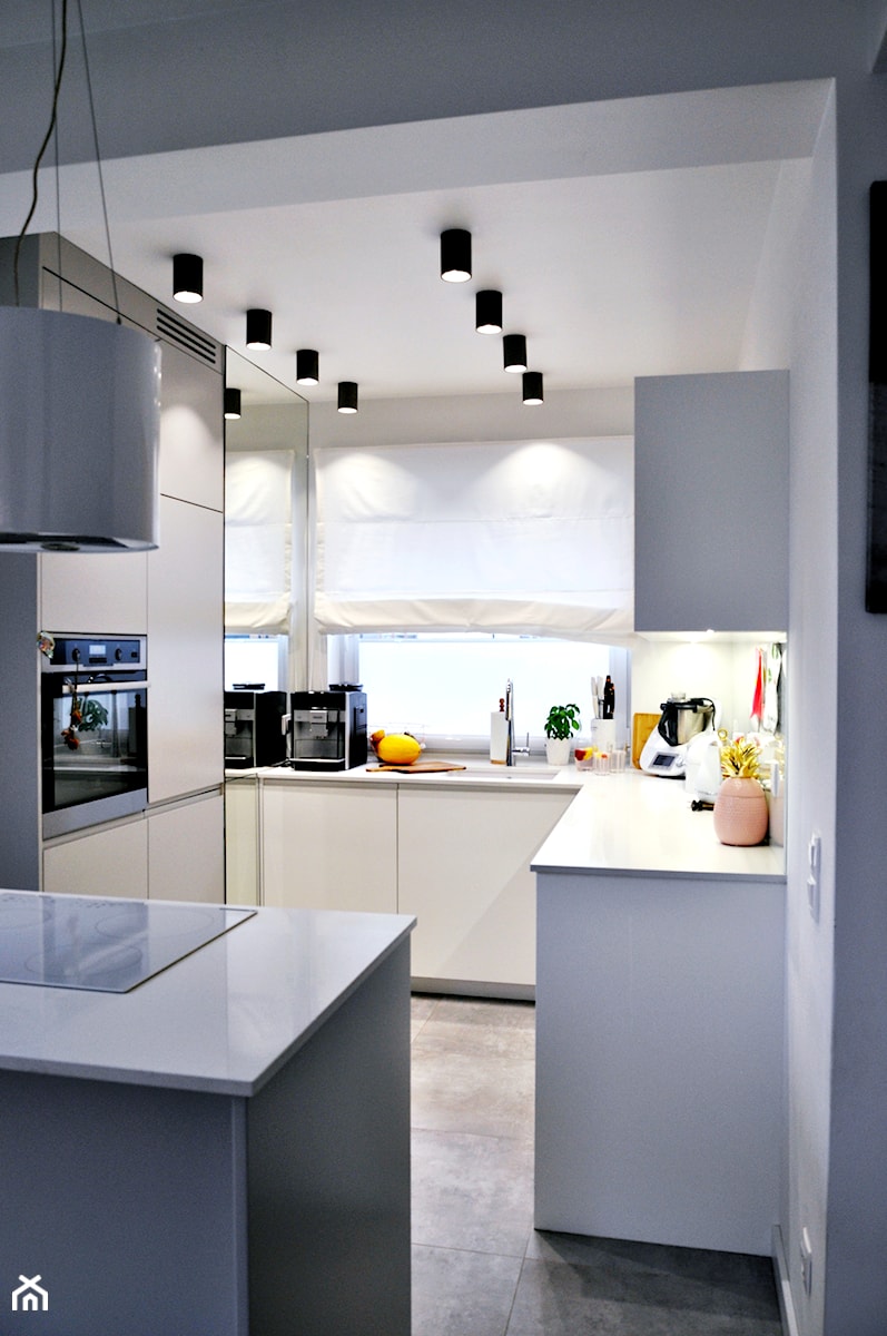Dom w Łomiankach - Kuchnia, styl nowoczesny - zdjęcie od MOOKA Studio