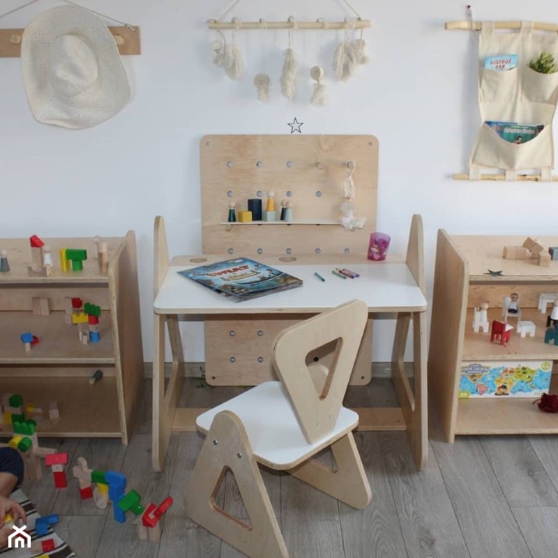 Drewniana komoda do pokoju dziecięcego - zdjęcie od kolorowy pokoik - Homebook