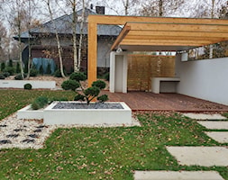 Ogród minimalistyczny - Duży ogród za domem, styl nowoczesny - zdjęcie od Czas na zielen - Homebook