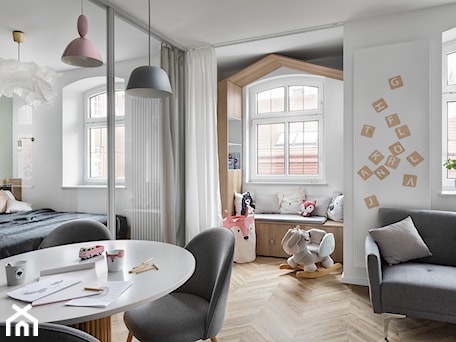 Aranżacje wnętrz - Salon: Apartament Pastelowy - Salon, styl skandynawski - Mikołaj Dąbrowski. Przeglądaj, dodawaj i zapisuj najlepsze zdjęcia, pomysły i inspiracje designerskie. W bazie mamy już prawie milion fotografii!