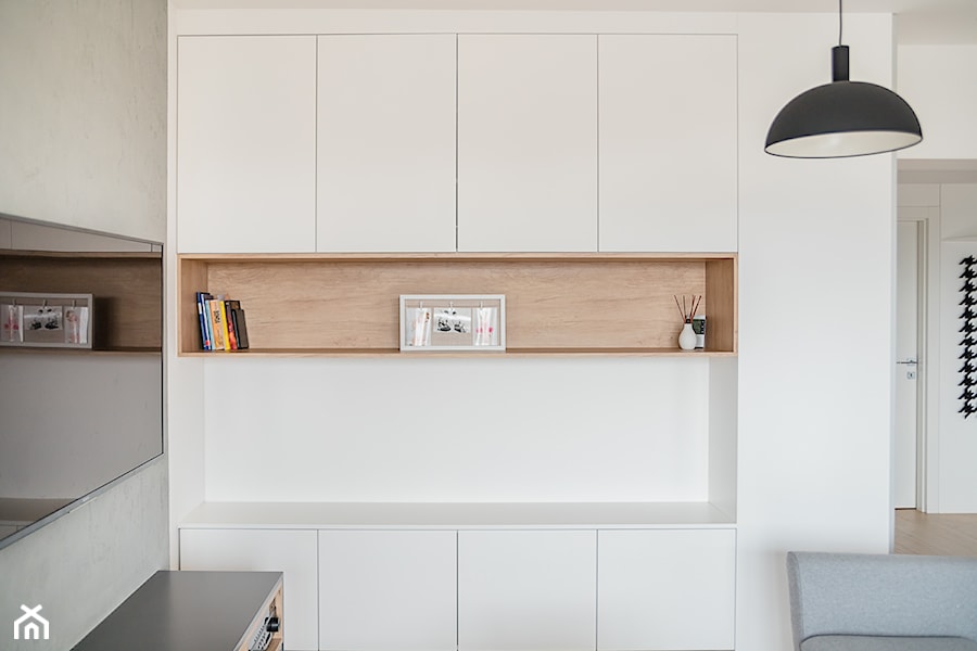 Sesja zdjęciowa mieszkania w nowym bloku - Mały biały szary salon, styl skandynawski - zdjęcie od Studio Buffavento | Paulina Zatorska