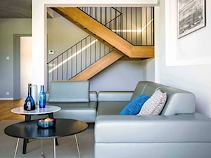 dom jednorodzinny 228 - Średni biały szary salon, styl nowoczesny - zdjęcie od TheSwallows