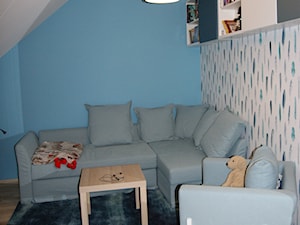 POKOIK TYMKA - Średni biały niebieski pokój dziecka dla dziecka dla nastolatka dla chłopca dla dziewczynki, styl nowoczesny - zdjęcie od aCh studio