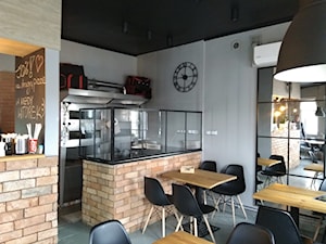 Pizzeria VERONA w Szubinie - Wnętrza publiczne, styl industrialny - zdjęcie od aCh studio