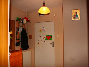 Korytarz przed - zdjęcie od Sceny Domowe - Home Staging w Małopolsce i na Śląsku
