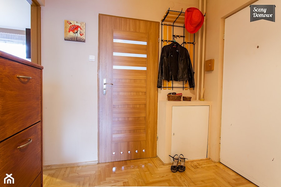 Korytarz po zmianach - zdjęcie od Sceny Domowe - Home Staging w Małopolsce i na Śląsku