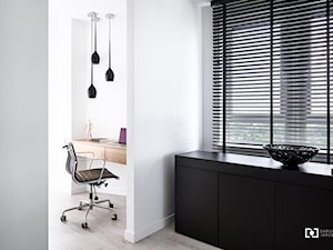 Sun Tower Apartment - Małe białe biuro, styl nowoczesny - zdjęcie od Dariusz Jarząbek