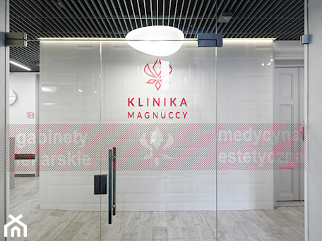 Aranżacje wnętrz - Wnętrza publiczne: Klinika Magnuccy - Wnętrza publiczne - DNAarchitekci. Przeglądaj, dodawaj i zapisuj najlepsze zdjęcia, pomysły i inspiracje designerskie. W bazie mamy już prawie milion fotografii!