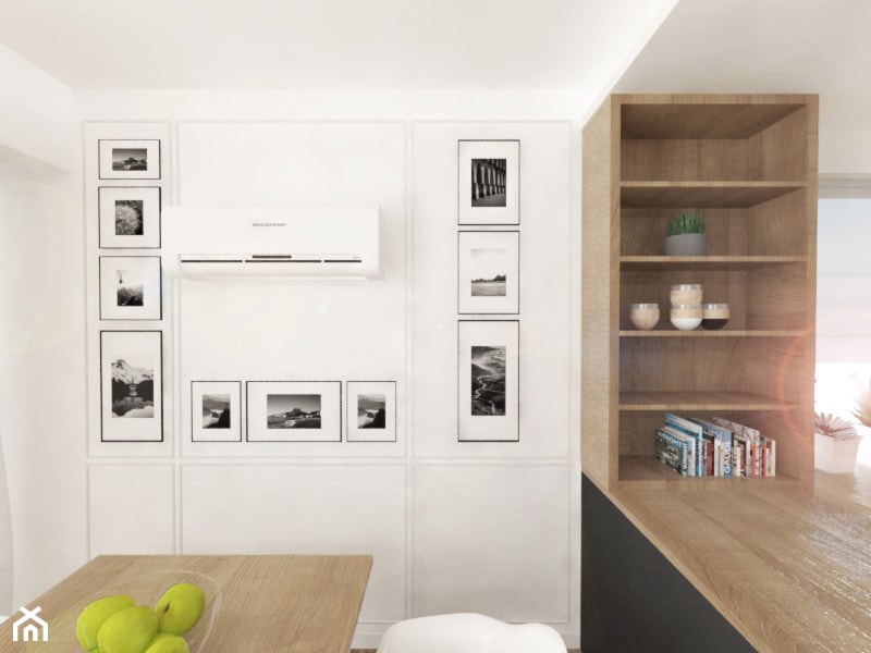 Przestronne mieszkanie w drewnie - Mała otwarta z salonem biała kuchnia dwurzędowa z oknem - zdjęcie od DNAarchitekci