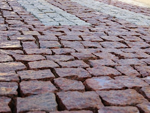 Kostka granitowa łupana - zdjęcie od Granit Naturalny | płyty granitowe, kostka granitowa, schody, oporniki i krawężniki
