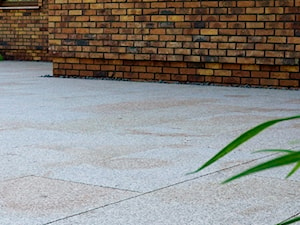 Płyta granitowa na taras - zdjęcie od Granit Naturalny | płyty granitowe, kostka granitowa, schody, oporniki i krawężniki