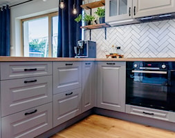 Dom z klasycznym wnętrzem - realizacja - Kuchnia, styl tradycyjny - zdjęcie od JTG Design - Homebook