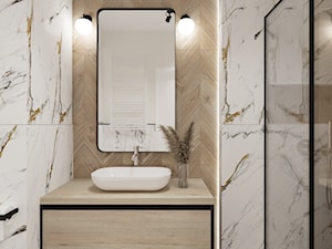 łazienka - marmur i drewno - Średnia bez okna z lustrem łazienka, styl tradycyjny - zdjęcie od JTG Design
