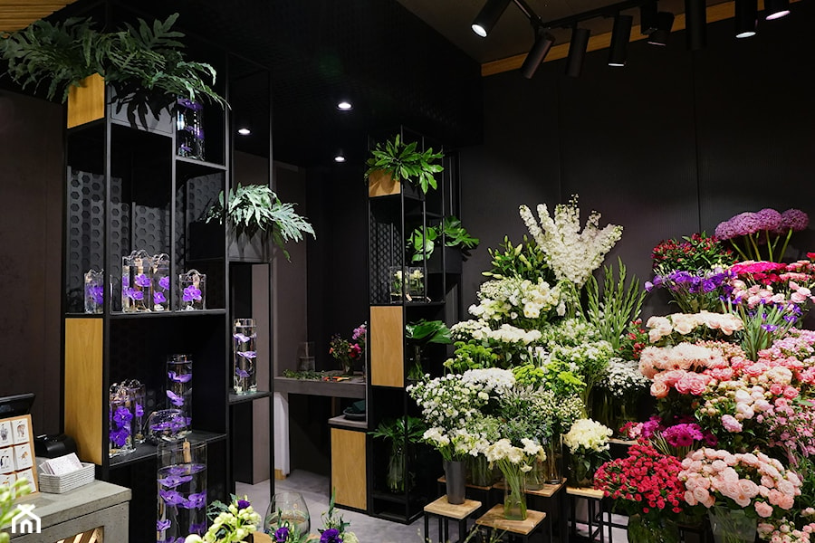 Kwiaciarnia - Wnętrza publiczne, styl industrialny - zdjęcie od ILOFTU