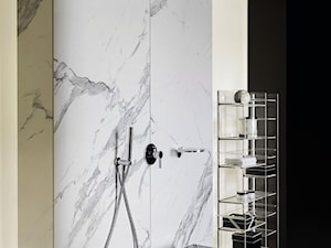 KOLEKCJA KARTELL BY LAUFEN - Średnia łazienka, styl nowoczesny - zdjęcie od Laufen