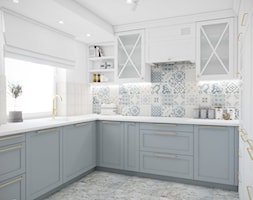 Przytulne mieszkanie w domowym stylu - Średnia otwarta biała niebieska szara z zabudowaną lodówką z ... - zdjęcie od PROSTY UKŁAD - ARCHITEKTURA WNĘTRZ - Homebook