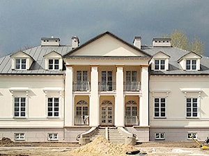 DWÓR FALĘCIN - zdjęcie od Wądołowski Architekci