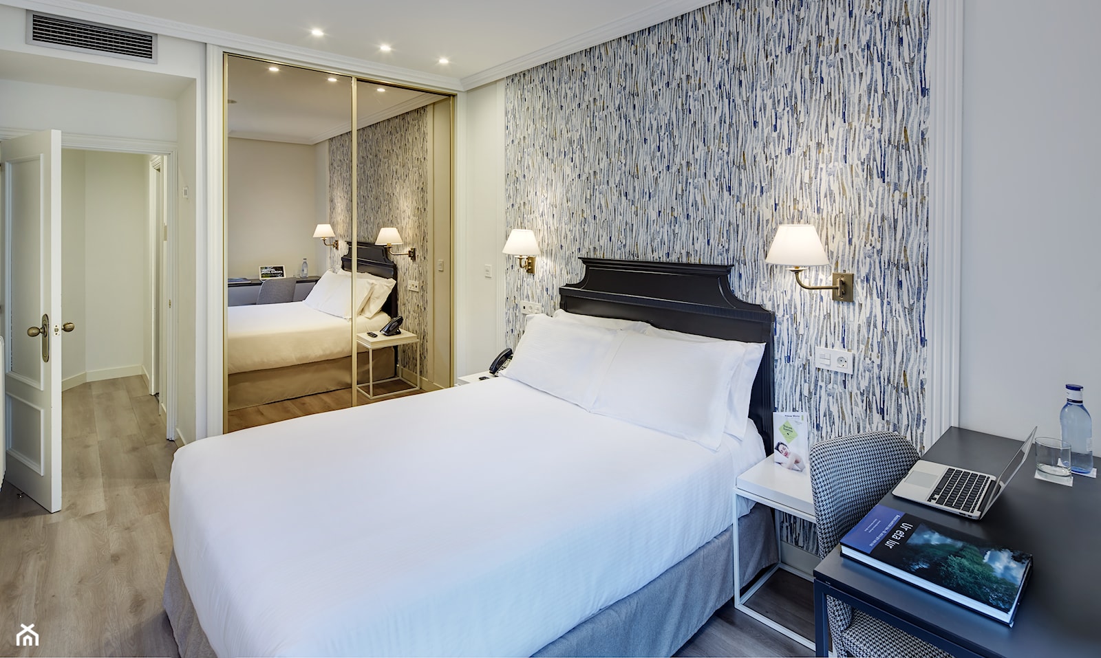 Sercotel Hotels - Donostia-San Sebastian, SPAIN - CHIC VELVETY GAUDI - zdjęcie od Artex Home - Homebook