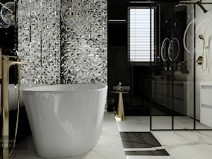 Gdynia - wnętrze luksusowej łazienki - Średnia z lustrem z marmurową podłogą łazienka z oknem, styl glamour - zdjęcie od ARTchitektura Michalewicz