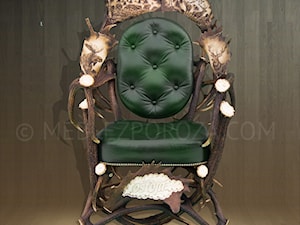 Fotel z poroża jelnia z łopatami daniela - grawerunki - zdjęcie od HornArt - Meble z poroża