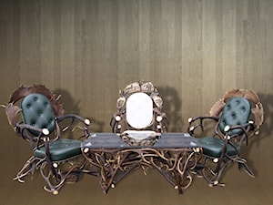 Zestaw myśliwski trzech foteli z poroża i ława z szybą grawerowaną do salony myśliwskiego - zdjęcie od HornArt - Meble z poroża