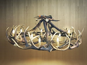 Żyrandol z poroża jelenia oprawki złote - zdjęcie od HornArt - Meble z poroża