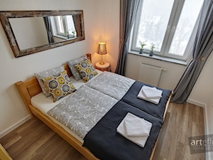 Apartamenty na wynajem w Szczyrku - Mała biała sypialnia, styl skandynawski - zdjęcie od ART EFFECT Adam Miozga