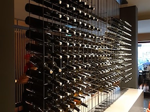 Stojak na wino - zdjęcie od mechrol