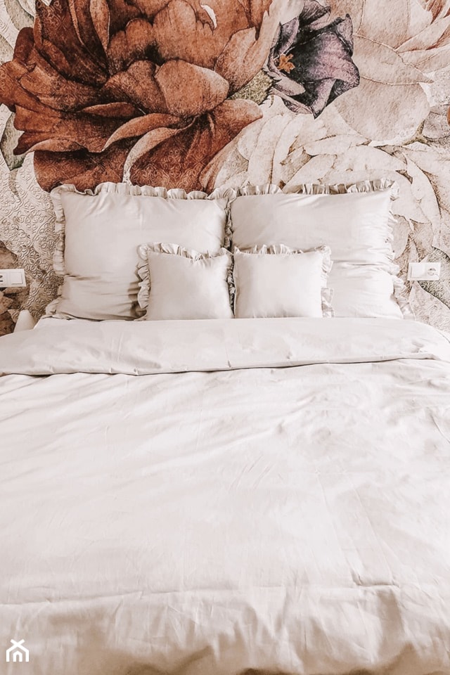 Mała szara sypialnia, styl tradycyjny - zdjęcie od Nasze Domowe Pielesze - Homebook