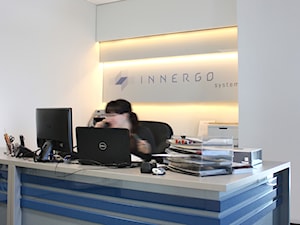 Projekt biura dla Innergo - Biuro, styl nowoczesny - zdjęcie od MaxDesigner