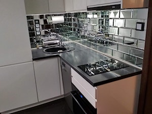 Płytki Lustrzane w Kuchni - zdjęcie od Galakor