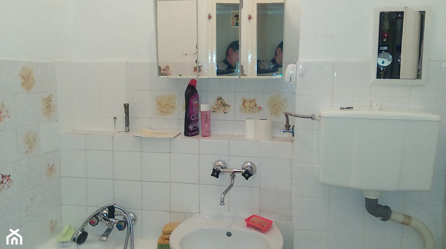 Jak z pokoju z kuchnią zrobiłam mieszkanie 2 pokojowe. - Łazienka, styl skandynawski - zdjęcie od alinakar@op.pl