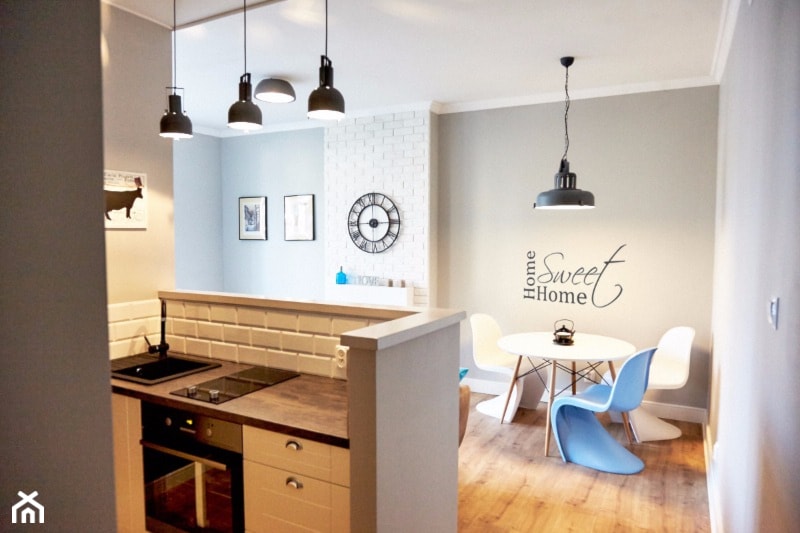 Jak z pokoju z kuchnią zrobiłam 2 pokoje. - Mała kuchnia, styl skandynawski - zdjęcie od alinakar@op.pl - Homebook