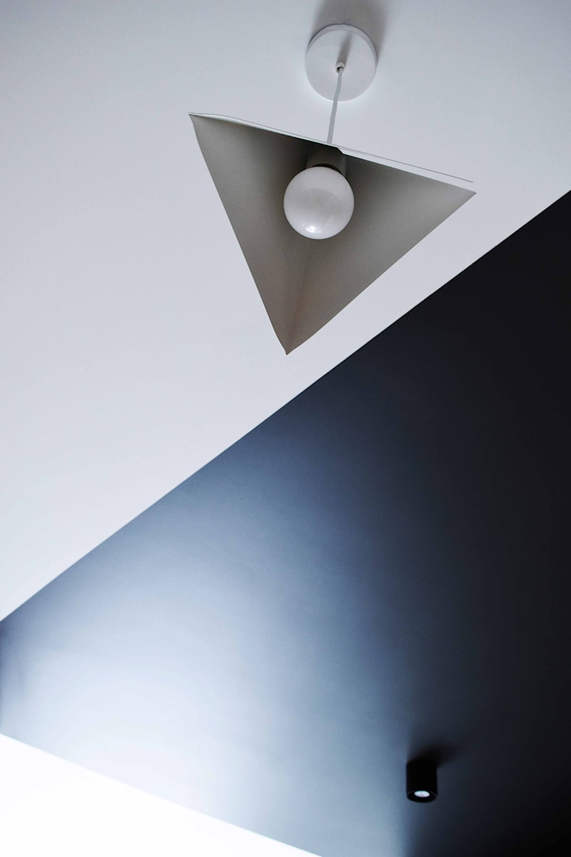 Kawalerka - studio - Hol / przedpokój, styl minimalistyczny - zdjęcie od Pracownia Marsala