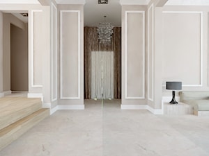 Apartament - Hol / przedpokój, styl tradycyjny - zdjęcie od Polina Lesnikova • Projektowanie wnętrz •